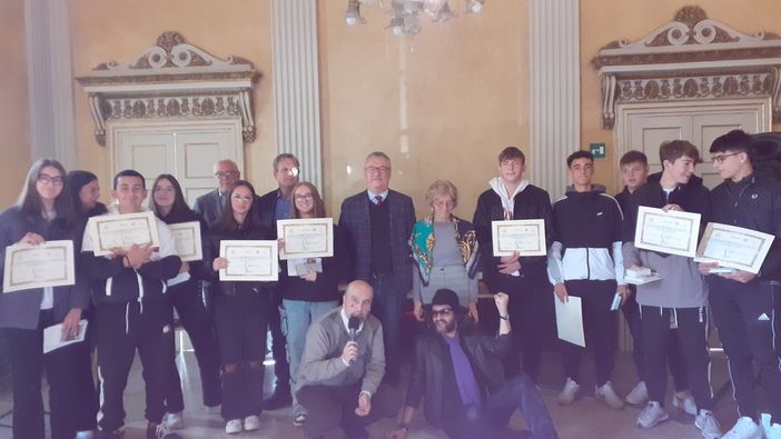 L’'istituto "Eula" di Savigliano e Racconigi premiato al concorso “Il piacere di scrivere…poesia”