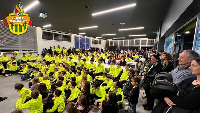 Buon Anno a tutti i ragazzi e alle loro famiglie da staff, allenatori e dirigenti del Cuneo Oltrestura