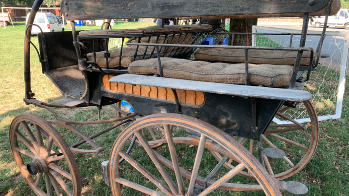 Al via il restauro delle antiche carrozze del Comune di Savigliano