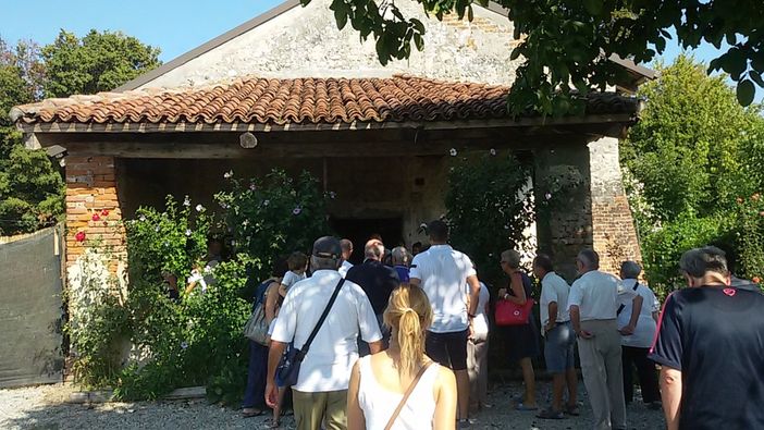 Si schiudono le porte di San Giuliano, una delle più antiche cappelle di Savigliano