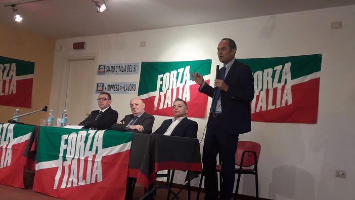 Costa con Calenda sperando in un sistema elettorale proporzionale