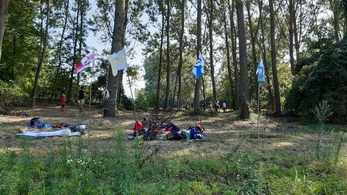 Sommariva Perno, al via la prima caccia al tesoro gratuita per bambini nel parco forestale del Roero Sommariva Perno, al via la prima caccia al tesoro gratuita per bambini nel parco forestale del Roero