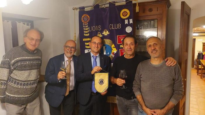 Al Lions Club Carrù - Dogliani ha ospitato una serata con i Trelilu