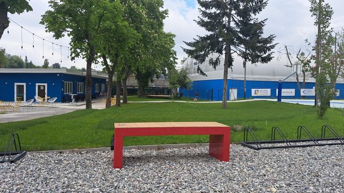 La nuova panchina rossa al NUoVO