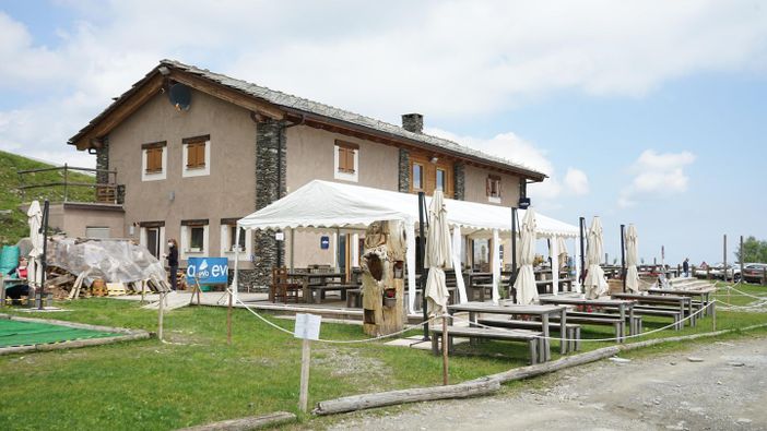 Pian Munè: rifugio aperto a cena tutte le sere!