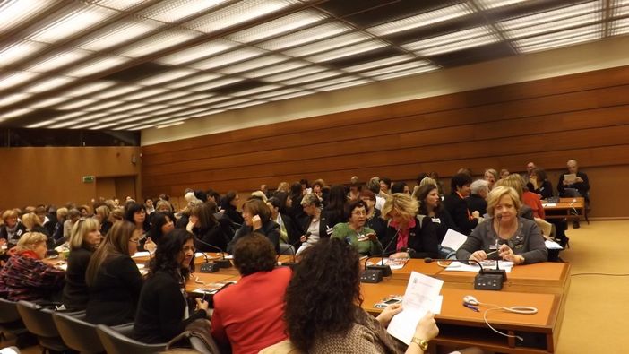 Ginevra, platea zontiana al palazzo Onu