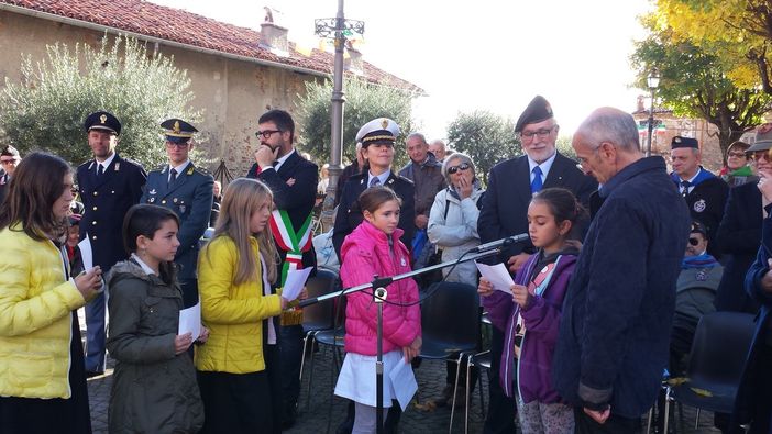 Per la festa del 4 novembre, Saluzzo intitola il giardino alle medaglie d'argento al valore militare