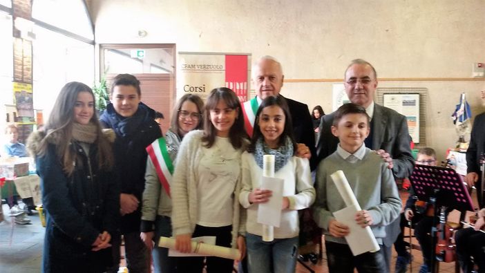 La consegna della borse di studio