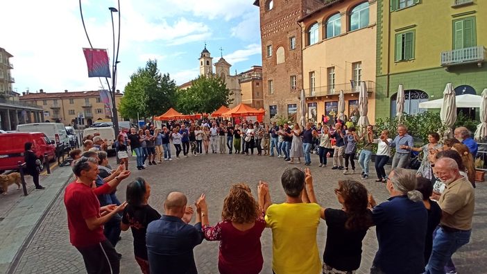 Gli “Albesi in folk” accompagnano l'arrivo dell'autunno