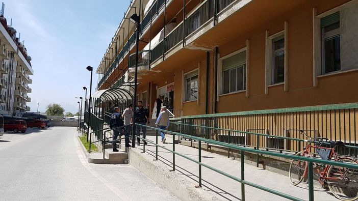 “C’è un ordigno al Sert di Cuneo”, terza chiamata anonima in pochi giorni: è caccia al buontempone con il pallino delle bombe “C’è un ordigno al Sert di Cuneo”, terza chiamata anonima in pochi giorni: è caccia al buontempone con il pallino delle bombe