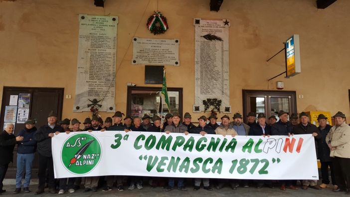 Venasca, ritrovo del Gruppo Alpini per il tesseramento 2017 con la mente rivolta al capogruppo "andato avanti"