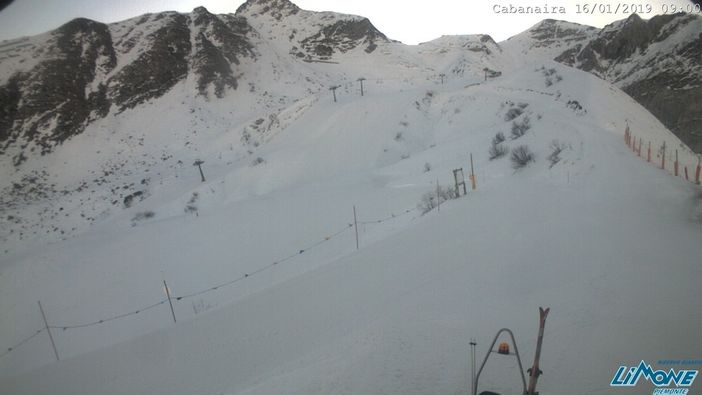 Raffiche fino a 90 km/h sulle piste della Riserva Bianca: aperti 6 impianti su 17