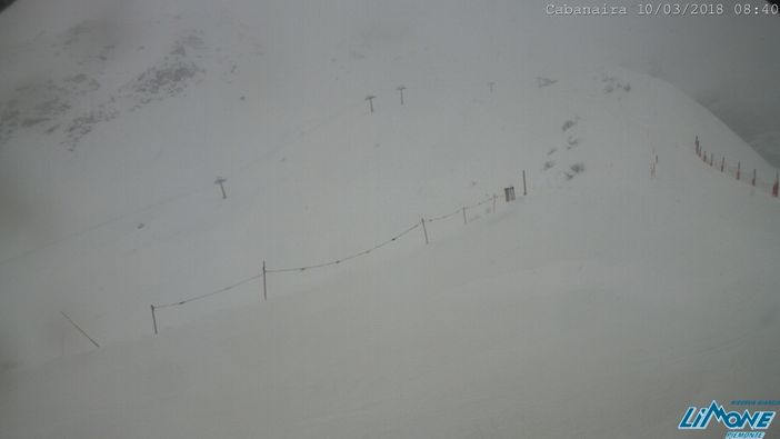 Chiusi per vento e pericolo valanghe alcuni impianti a Limone Piemonte Chiusi per vento e pericolo valanghe alcuni impianti a Limone Piemonte