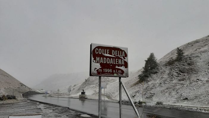 Colle della Maddalena: Cuneo chiederà ad ANAS la realizzazione di gallerie paravalanghe per l'apertura invernale