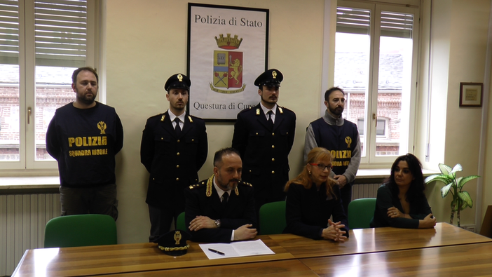 La conferenza stampa in Questura