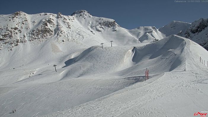 Skipass a 25 euro e riapertura della zona del Sole e di 1400: a Limone Piemonte si scia dal 20 febbraio