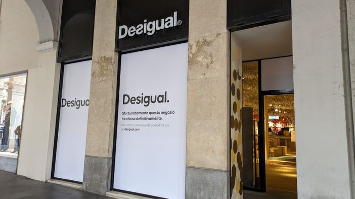 “Sfortunatamente questo negozio ha chiuso definitivamente”: Desigual lascia Cuneo “Sfortunatamente questo negozio ha chiuso definitivamente”: Desigual lascia Cuneo