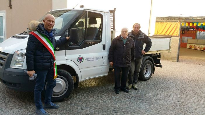 Venasca, acquistato un Ford Transit ribaltabile che verrà dato in dotazione all’Ufficio Tecnico