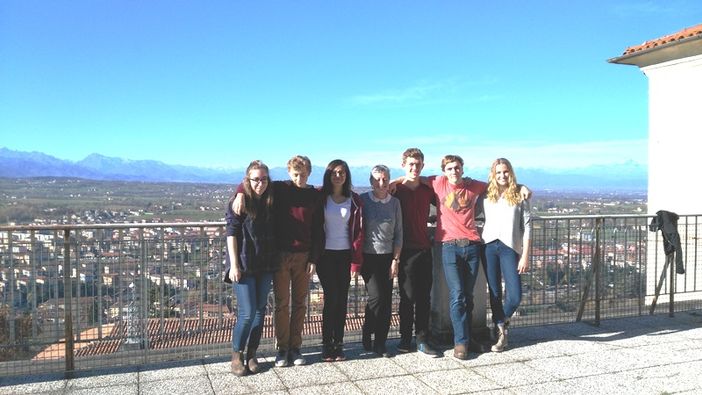“Il Mondo in classe”: studenti stranieri al Liceo Vasco-Beccaria-Govone di Mondovì “Il Mondo in classe”: studenti stranieri al Liceo Vasco-Beccaria-Govone di Mondovì