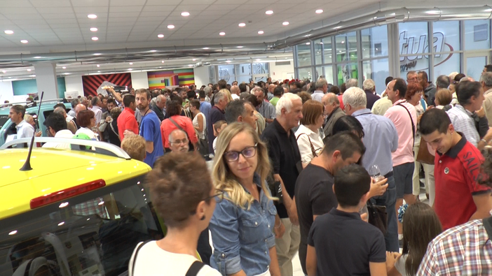 Inaugurata la concessionaria Tua di Madonna dell'Olmo, primo rivenditore Fca in Granda (Guarda il video) Inaugurata la concessionaria Tua di Madonna dell'Olmo, primo rivenditore Fca in Granda (Guarda il video)