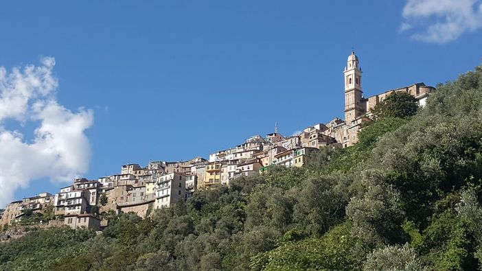 Fuoriporta: scopriamo Carpasio ed entriamo nel Museo della Resistenza (puntata n° 5) Fuoriporta: scopriamo Carpasio ed entriamo nel Museo della Resistenza (puntata n° 5)
