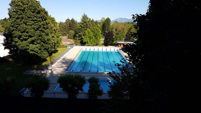 Finiscono le scuole: il prossimo 7 giugno apre la piscina esterna di Cuneo