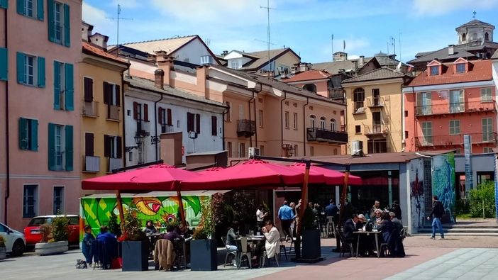 Piazza Boves, il vicensidaco Serale: "I locali sono presidio della vita notturna sana. Bisogna lavorare su questo" Piazza Boves, il vicensidaco Serale: "I locali sono presidio della vita notturna sana. Bisogna lavorare su questo"
