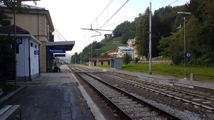 Immagine di repertoriodella stazione di Vernante dove il treno 22955 in partenza da Cuneo alle 06:41 con arrivo previsto a Ventimiglia alle 09:19 ha terminato la corsa Immagine di repertoriodella stazione di Vernante dove il treno 22955 in partenza da Cuneo alle 06:41 con arrivo previsto a Ventimiglia alle 09:19 ha terminato la corsa
