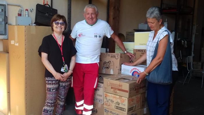 Busca: grande successo per la raccolta viveri della Croce Rossa Italiana