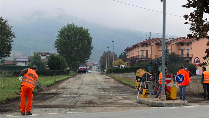 Lavori stradali in corso a Guarene Lavori stradali in corso a Guarene