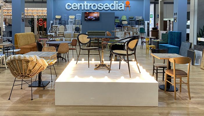 Centrosedia, l’unione di tradizione toscana e design contemporaneo Centrosedia, l’unione di tradizione toscana e design contemporaneo