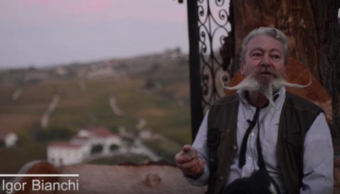 Trifolau per passione da 20 anni: "Vivo andando a cercare questo oro bianco delle Langhe" (VIDEO)