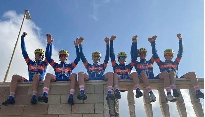 Ciclismo: nuova maglia e tante novità per il 2023 del Velo Club Esperia Piasco (FOTO)