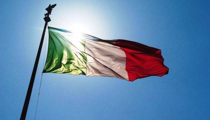 Nucetto celebra il 2 giugno con i neo18enni