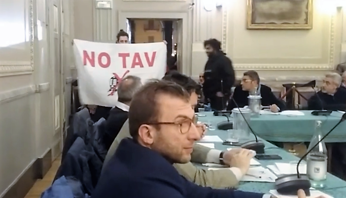 Mondovì, il "sì" alla TAV fa discutere: contestazione durante il Consiglio comunale