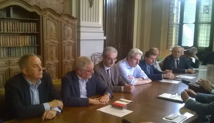 Un precedente vertice sul Tenda, sempre in Prefettura Un precedente vertice sul Tenda, sempre in Prefettura