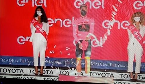 Giro d'Italia 2021, la prima maglia rosa è di Filippo Ganna! Giro d'Italia 2021, la prima maglia rosa è di Filippo Ganna!