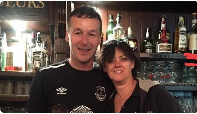 Mike Smith con la moglie Liza