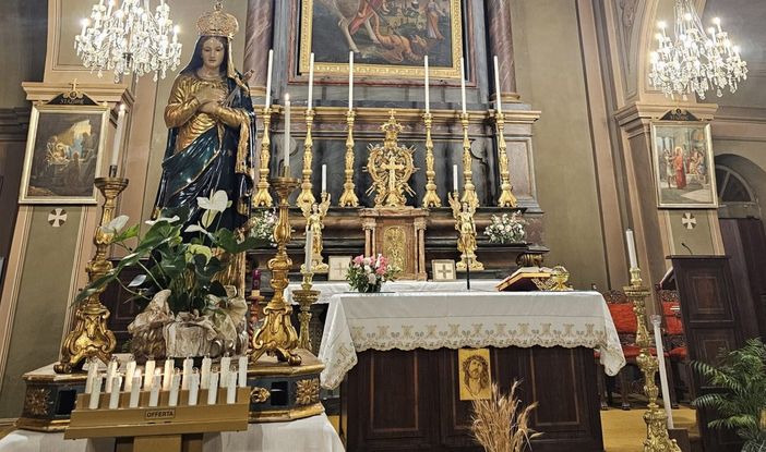 La statua della Madonna Immacolata nella parrocchia di Torre San Giorgio La statua della Madonna Immacolata nella parrocchia di Torre San Giorgio