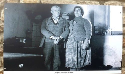 Prosegue a Bergolo fino al 30 ottobre la mostra fotografica omaggio a Nuto Revelli Prosegue a Bergolo fino al 30 ottobre la mostra fotografica omaggio a Nuto Revelli