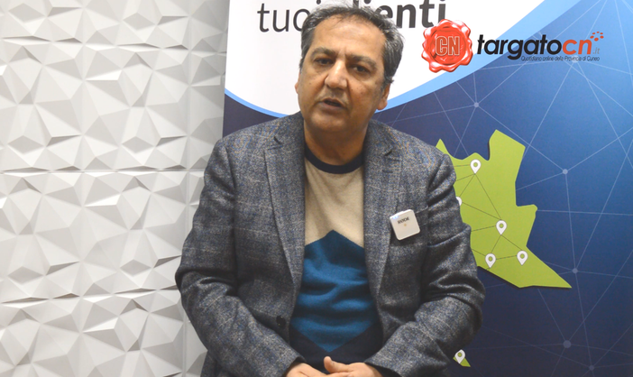 Il dottor Nikzat durante l'intervista al nostro giornale