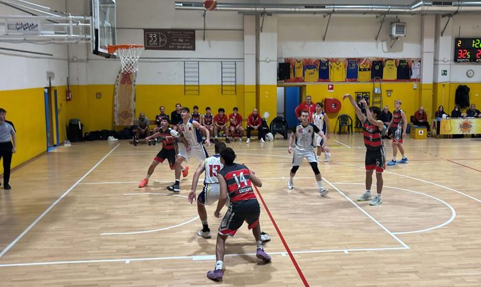 BASKET SERIE D / L’Olimpo Alba sbanca Rivalta e centra una grande vittoria
