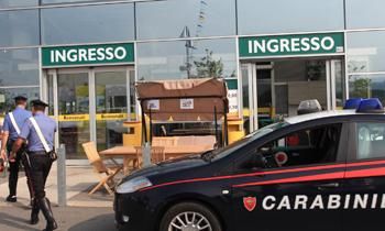Arrestato 20enne per furto aggravato in centri commerciali
