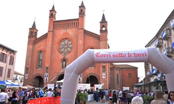 Corri Sotto Le Torri Corri Sotto Le Torri