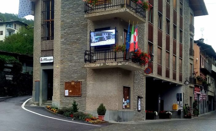 Il Municipio di Sampeyre