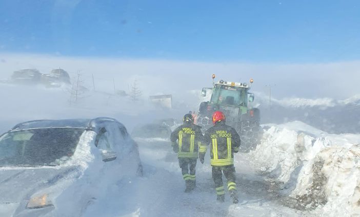 Le valli del Monviso ancora nella morsa del vento: nella notte raffiche da 171 chilometri orari a Rucas di Bagnolo Piemonte