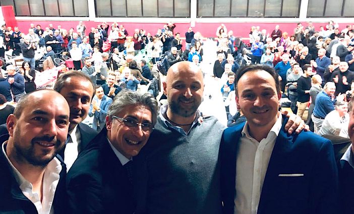 Carlo Bo, al centro tra Alberto Cirio, Mario Canova, Gionni Marengo e Leonardo Prunotto