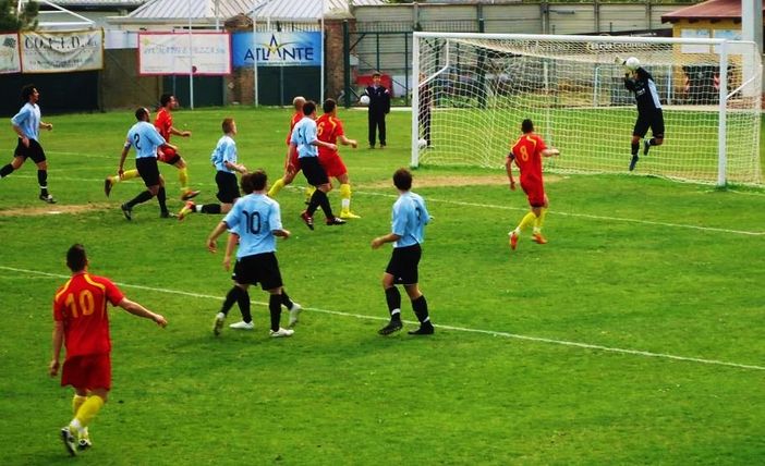Un flash da Bra-Santenese di domenica scorsa (Foto Giorgino)