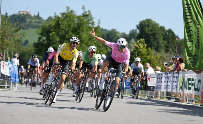 (foto - pagina fb giro della provincia granda) (foto - pagina fb giro della provincia granda)