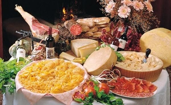 A Saluzzo nuove opportunità per i giovani nell'ambito delle produzioni agroalimentari A Saluzzo nuove opportunità per i giovani nell'ambito delle produzioni agroalimentari